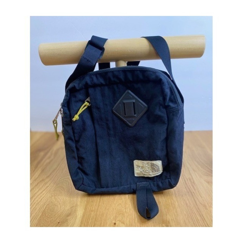 The North Face Berkeley Field Bag Men Black Nylon Good Crossbody Shoulder Bag
